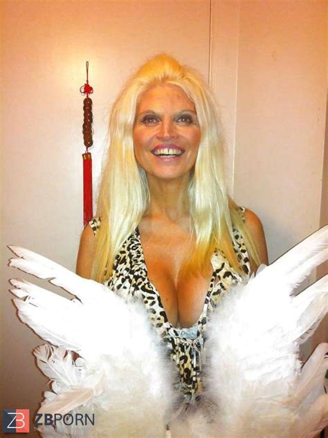 Danish Celeb Cougar Stephanie ZB Porn