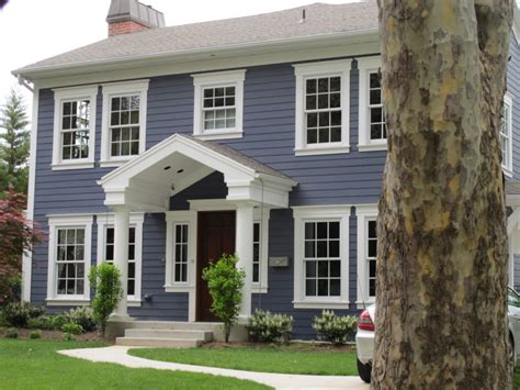 These 15 Colonial Style Homes Will Have You Feeling Warm And Cozy