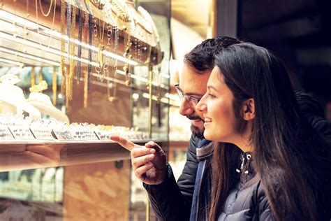 Learn Five Ways To Invest In Gold