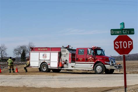 Lapeer County Sheriffs Deputy Shot While Serving Warrant In Brown City