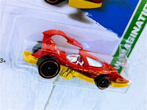 Yahoo オークション スコーピド SCORPEDO 赤黄 2013 HOT WHEELS ホ
