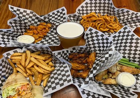 Spots For The Best Wings In Orlando You Have To Try