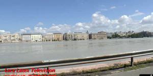 Bigtits Queening Milf Seduces A Stranger Tnaflix