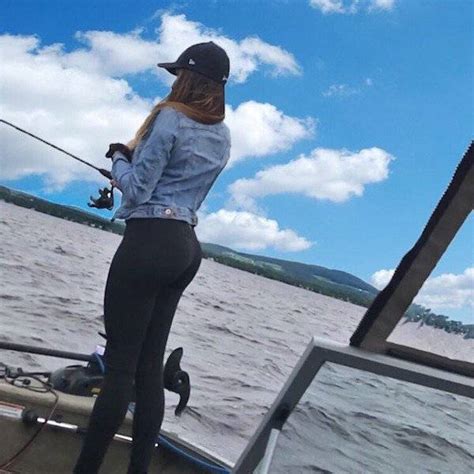 Hot Girls Fishing Pics