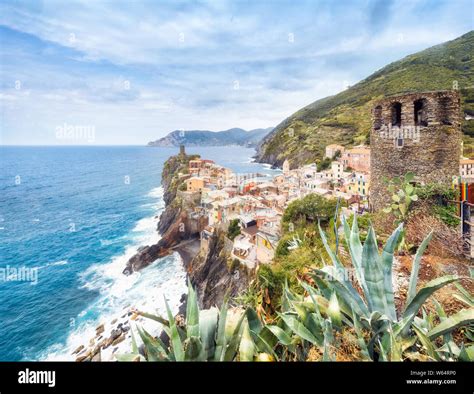 Vernazza Panorama Point Hi Res Stock Photography And Images Alamy