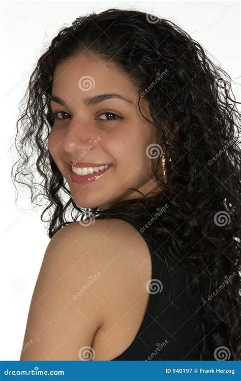 Jeune Latina De Sourire Headshot Image Stock Image Du Fille Noir