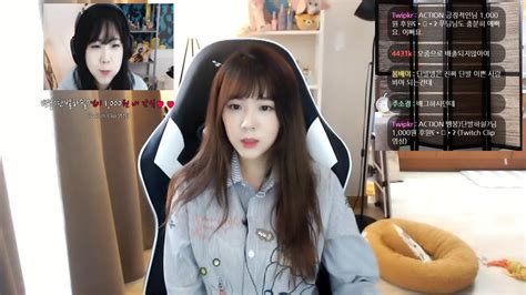 Không chỉ Becca Twitch còn cả rổ streamer hot girl cực xinh