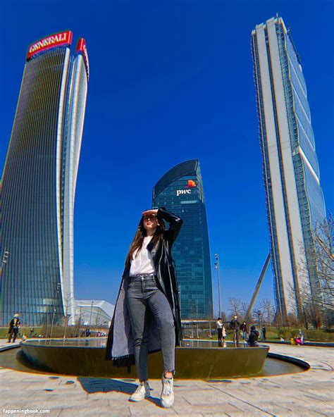 Giusy Piazza Nude The Fappening Photo FappeningBook