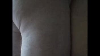 La Baiser Dans Le Lit De Son Mari XVIDEOS