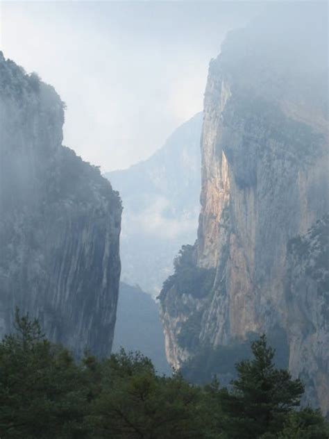 Foggy Mountain · Free Stock Photo