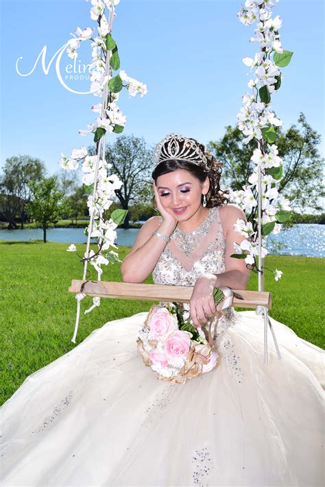 Pin by MC Estudio on Vestidos de quinceaños | Flower girl dresses, Prom