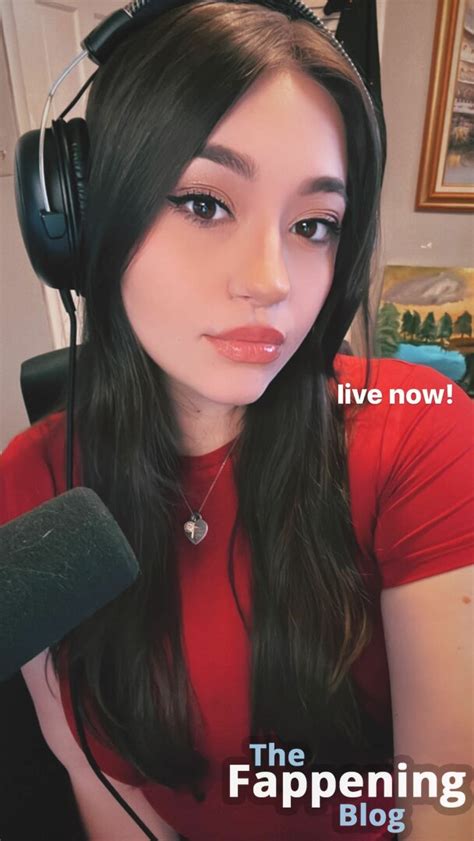 Bananabrea Bananabreaa Nude Leaks Photo TheFappening