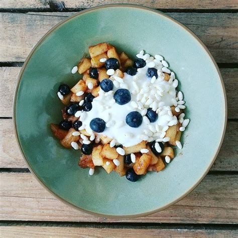 Griekse Yoghurt Met Gebakken Appel Ontbijt Recepten Mandyandmore