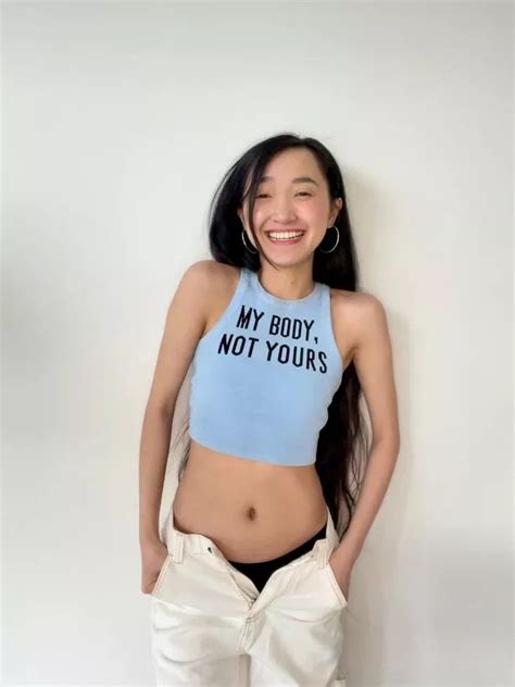 I Was Bullied For My Flat Chest Now I Proudly Share Bikini Pics To Hit Back At Trolls The