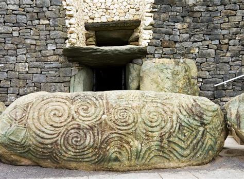 Newgrange And Hill Of Tara Tour From Dublin