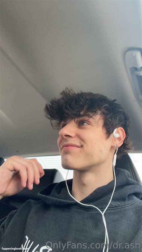 Dr Ash Nude OnlyFans Leaks Fappening FappeningBook