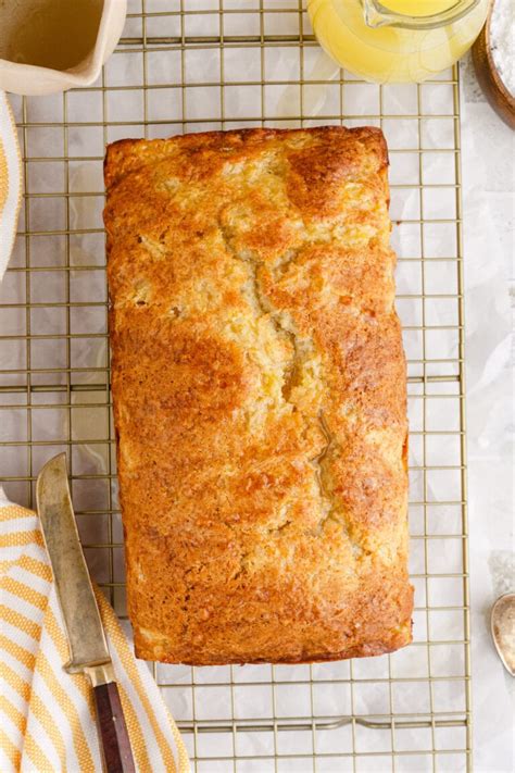 Pineapple Quick Bread Amandas Cookin Quick Breads And Muffins