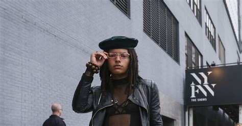 Os Looks Lingerie Mostra S O Tend Ncia Fora Das Passarelas Purepeople