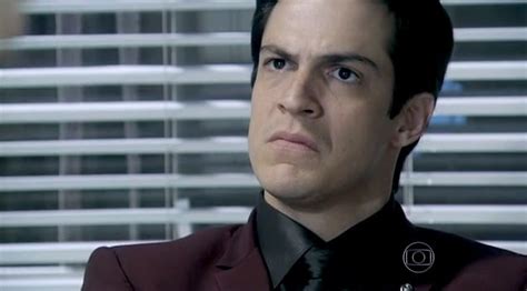 Mateus Solano Revela Como Foi Viver O Primeiro Vil O Gay Da Televis O