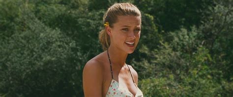 Naked Amber Heard In And Soon The Darkness