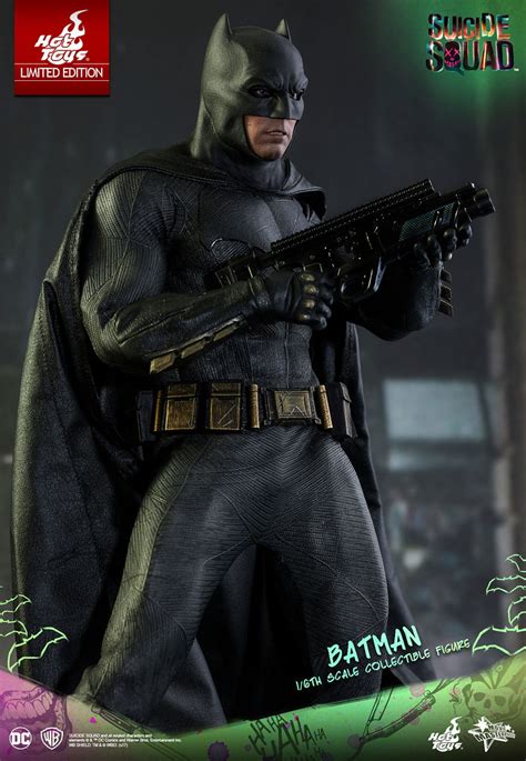 Hot Toys MMS 自殺突擊隊蝙蝠俠Batman 比例人偶作品