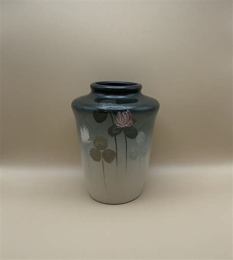 Weller Eocean 7” Pottery Vase Signed On Bottom Beautiful Cond