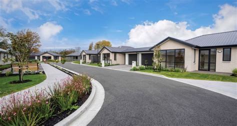 aged advisor retirement villages sharing  experiences