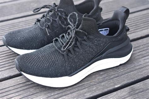 Mijia Sneakers 4 Review: No Smart Chip But Improved A Lot - Xiaomi DNA