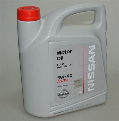Моторное масло Ниссан 5W40 5л