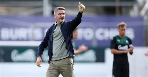 Watch Plymouth Argyle manager Ryan Lowe give candid dressing room team ...