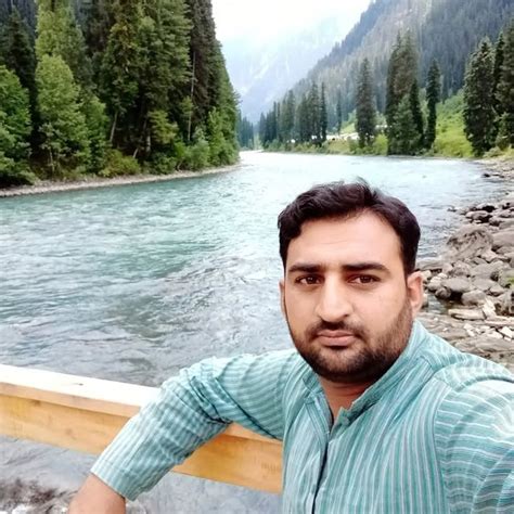 Abdullah Shah Abdullahshah749 • Threads Say More