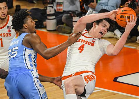 Clemson basketball score prediction vs. North Carolina in ACC game