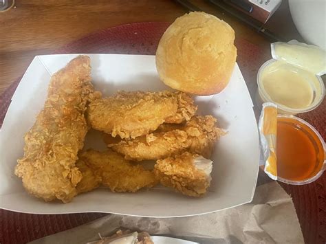 Krispy Krunchy Chicken Updated April 2024 1523 S Bundy Dr Los Angeles California Cajun