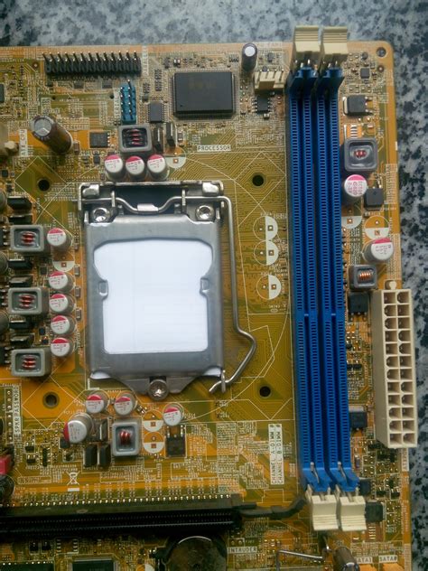 Материнские платы (б/у) Pegatron (ASUS) IPMSB (B3), s1155, DDR3, цена ...