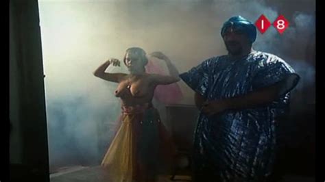 Naked Katia Cargo In Fantasmi Al Castello