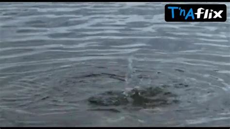 Karen Landberg Underwear Scene In Slugs Porn Videos