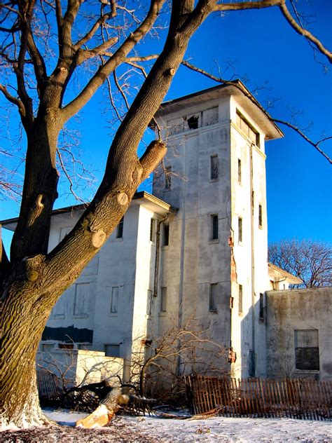 Soul Amp Milwaukee Coast Guard Station Historic Building Lake