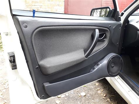 Обшивки дверей на пистоны и бесшумные замки — Lada 2114, 1,6 л, 2013 ...