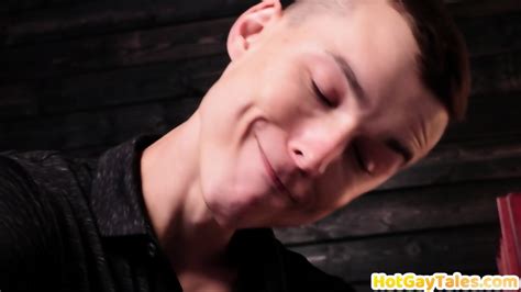 Muscled Asian Jock Fucks His Tattooed Masseur In Ass