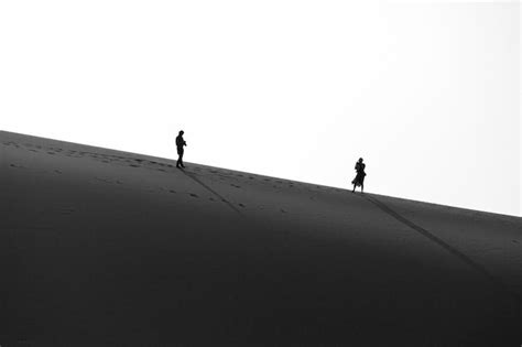 Premium Photo Siluette On Marocco Dunes