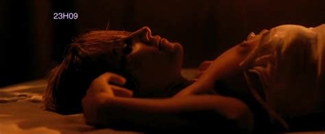 Nude video celebs Cecile De France nude L Art délicat de la Séduction 2001