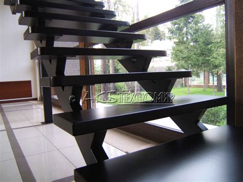 Ступени на косоурах (48 фото) - фото - картинки и рисунки: скачать ...