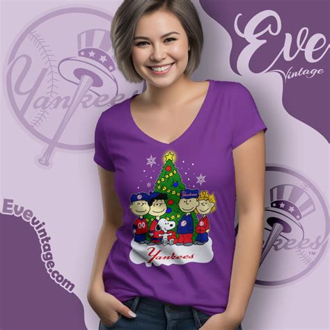 Snoopy And Friends New York Yankees Christmas Shirt - EVE Vintage