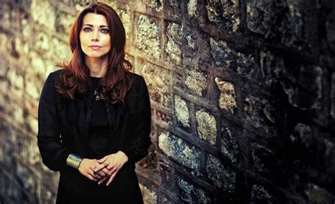 5 книги на Елиф Шафак, които си струва да прочетете | Vibes.bg