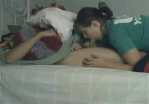 Free Giving Blowjob Porn Videos XHamster