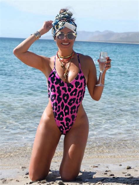 Galilea Montijo Y Las Claves Para Lucir En Bikini Y En Forma A Los