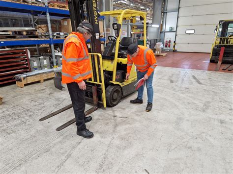 fork lift truck training near me 1