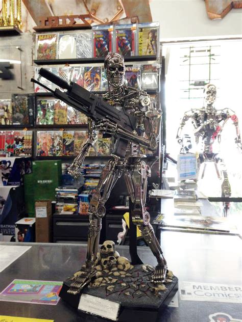 Hot Toys Endoskeletons Are Here Tate S Comics Toys More