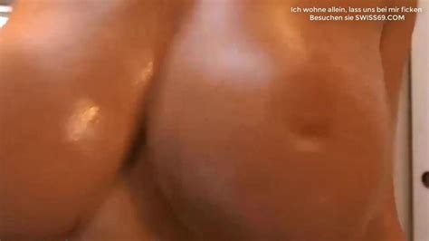 Vollbusige Schweizer Amateur Schlampe Porn Videos