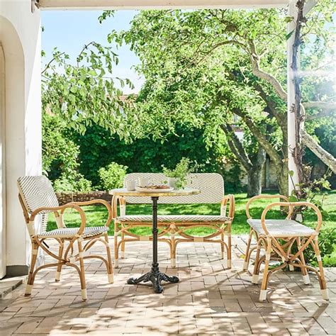 Landscape Armchair Inside Out Contracts